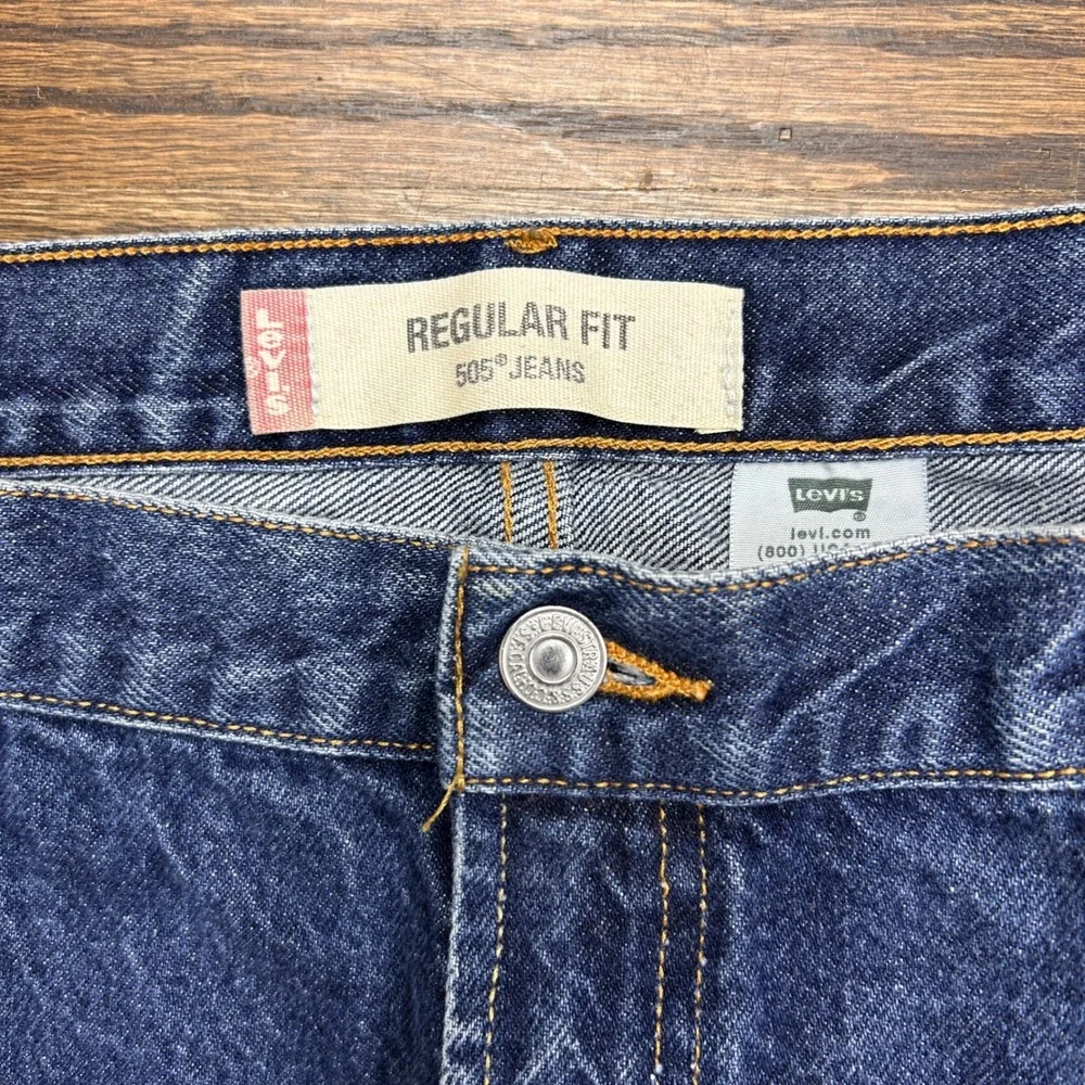 Levis 505 Regular Fit Jeans Mens 42x30 Straight‎ Leg Medium Wash Blue Denim